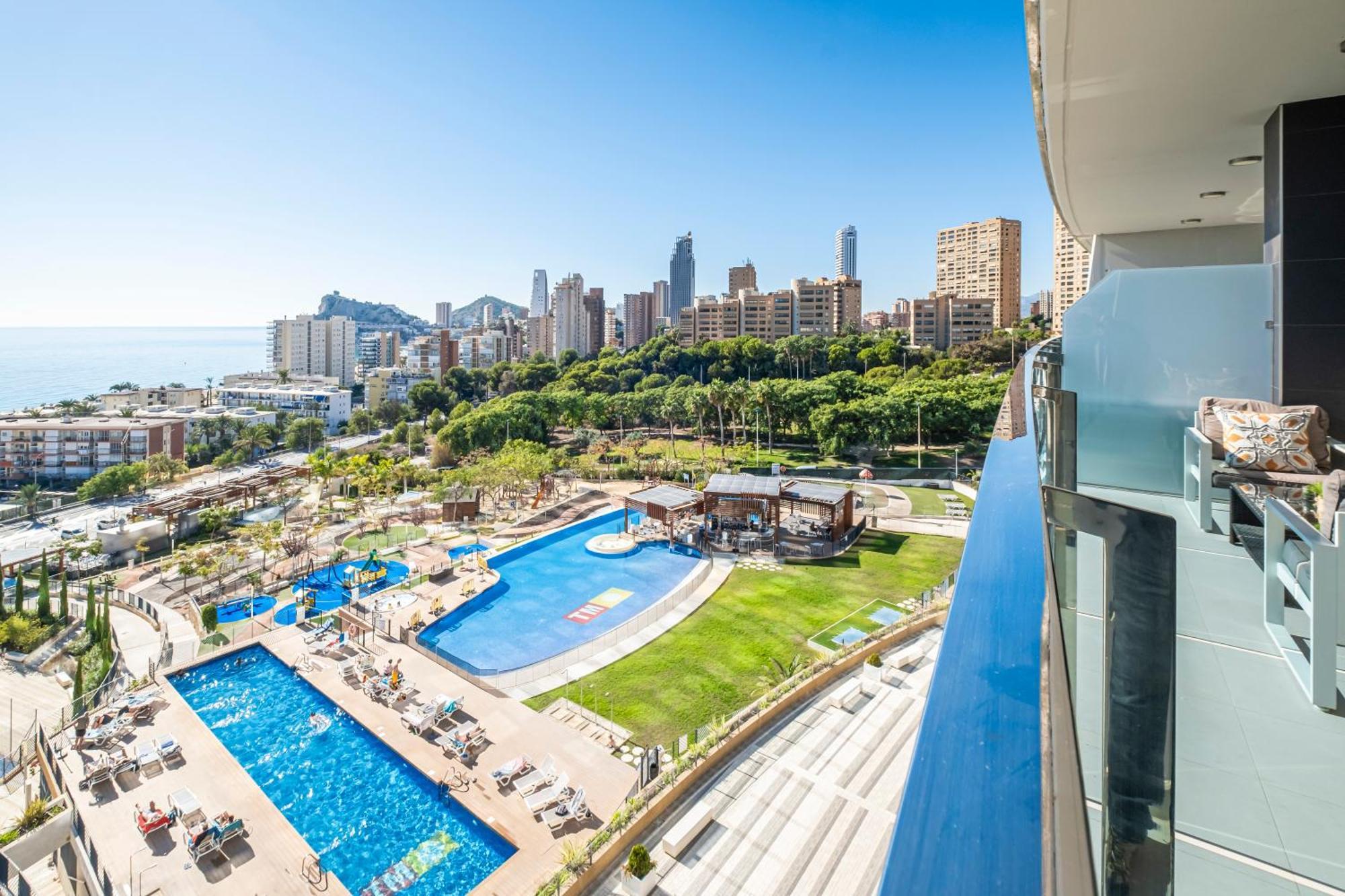 Sunset Drive Resort Apartment 4-8 Poniente Beach Benidorm Buitenkant foto